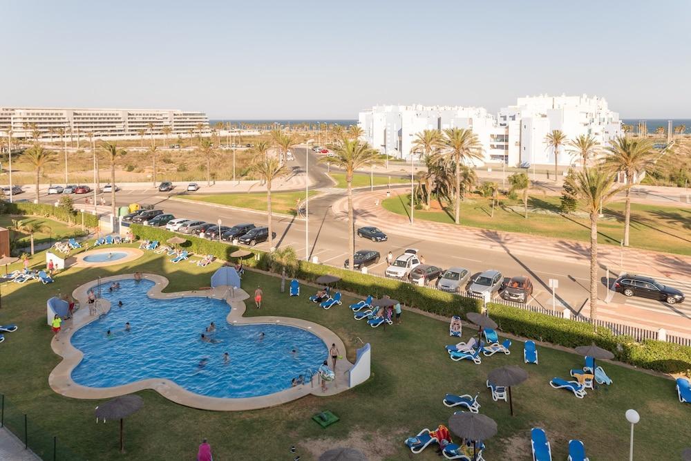 Pierre & Vacances Almeria Roquetas De Mar Exterior photo