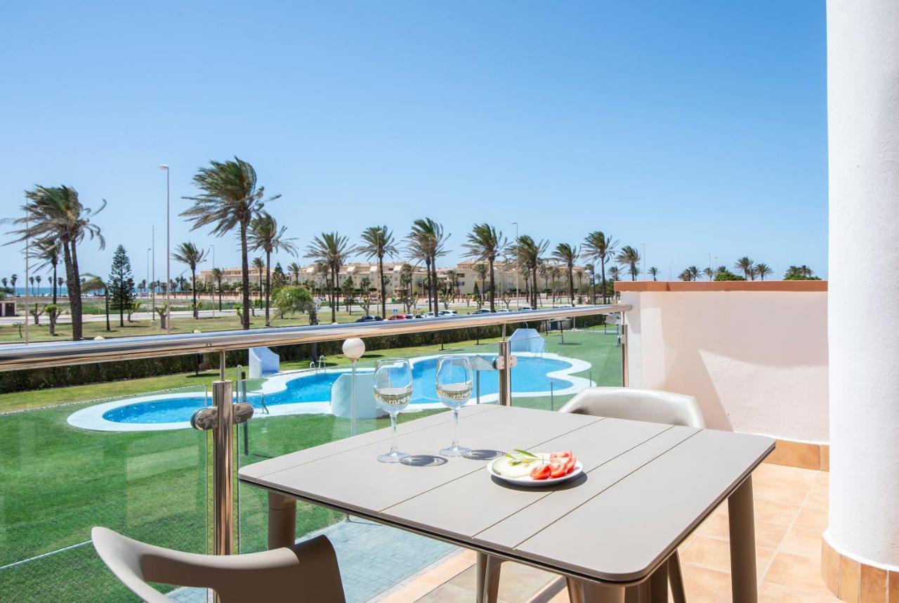 Pierre & Vacances Almeria Roquetas De Mar Exterior photo